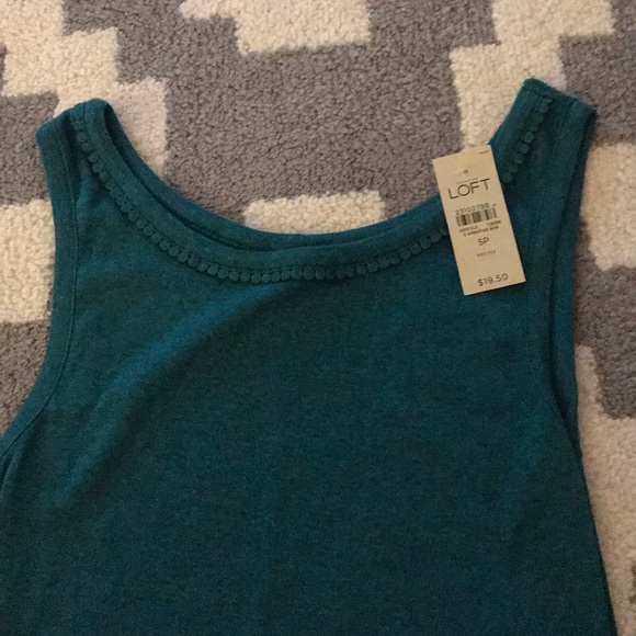 Loft Tank top - Picture 2 of 4